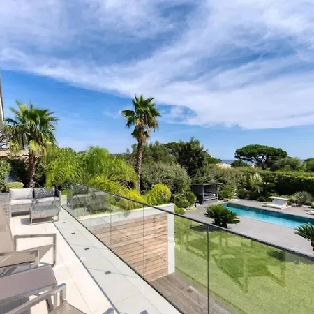 Thivie * Saint-Tropez
