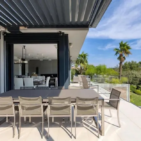 Thivie Villa